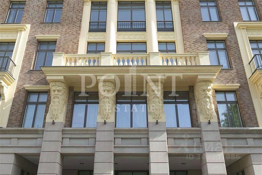 Продажа 6-комн квартиры на вторичном рынке Большой Левшинский переулок, 11