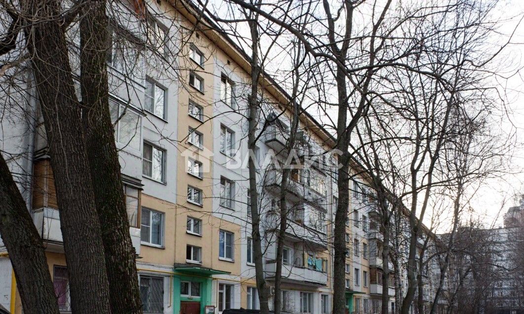 Продажа 2-комн квартиры на вторичном рынке улица Свободы, 67К2