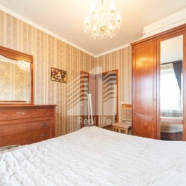 Продажа 2-комн квартиры на вторичном рынке улица Захарьинские Дворики,  д. 3