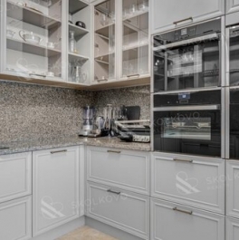 Продажа 3-комн квартиры на вторичном рынке ул Староволынская,  д. 15,  к. 1