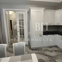 Продажа 2-комн квартиры на вторичном рынке улица Жукова,  д. 3