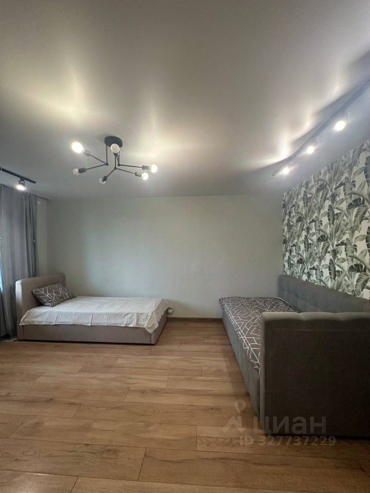 Продажа 2-комн квартиры на вторичном рынке улица Шаврова, 27