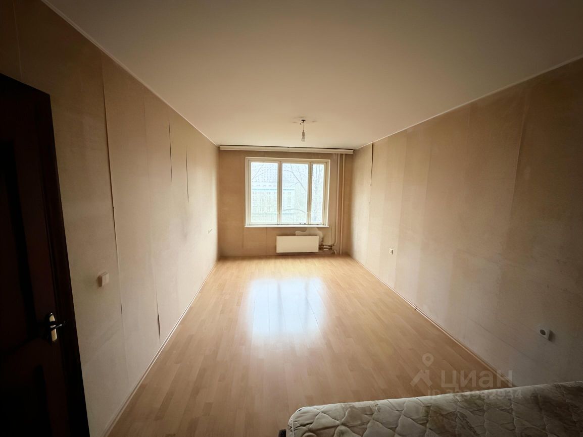 Продажа 2-комн квартиры на вторичном рынке Булатниковская улица, 5К5