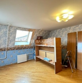 Продажа 2-комн квартиры на вторичном рынке улица Савушкина,  д. 133 к1