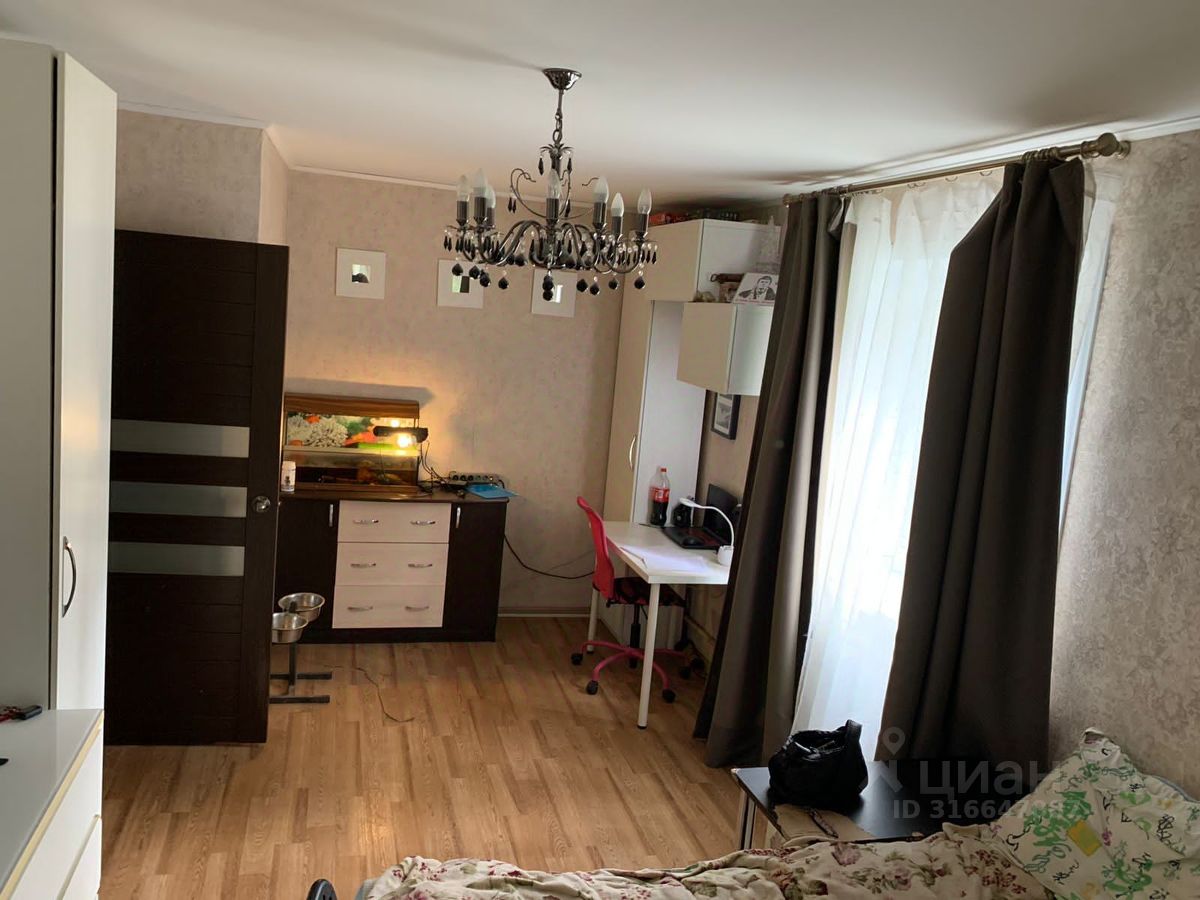 Продажа 1-комн квартиры на вторичном рынке пос. Автополигон, 4