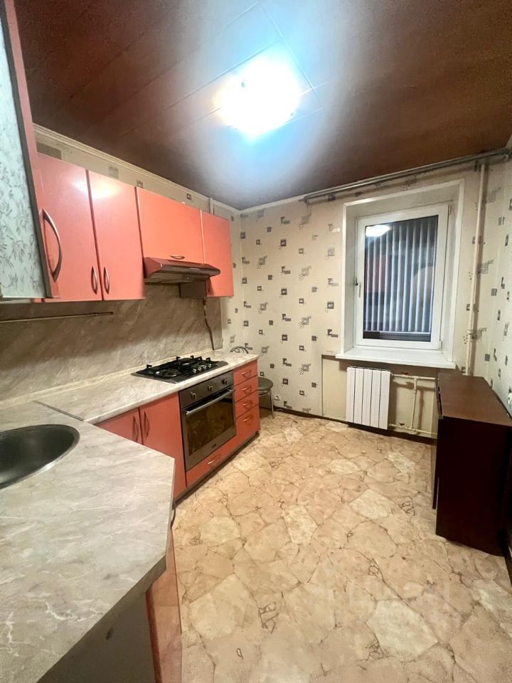 Продажа 2-комн квартиры на вторичном рынке Щелково-3 мкр, улица Стефановского,  д. 5