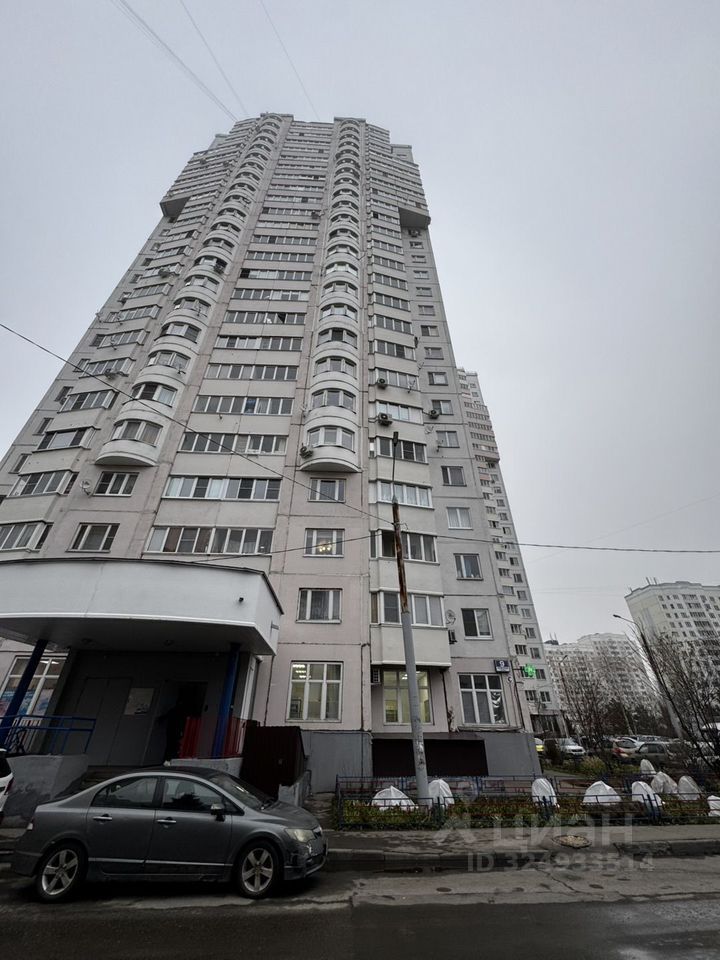 Продажа 1-комн квартиры на вторичном рынке Губернский мкр, улица Земская,  д. 9