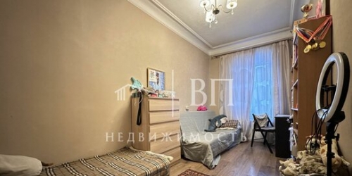 2-комн квартира ул Моисеенко,  д. 7/40