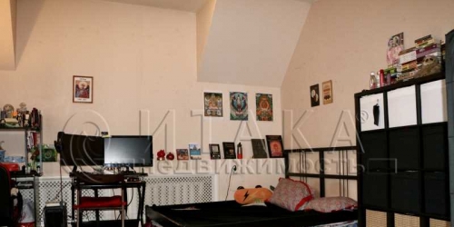 5-комн квартира Лахтинская,  д. 25,  к. Б