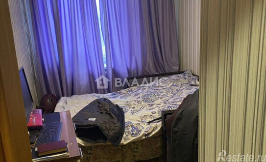 Продажа 2-комн квартиры на вторичном рынке улица Чугунные Ворота,  д. 15