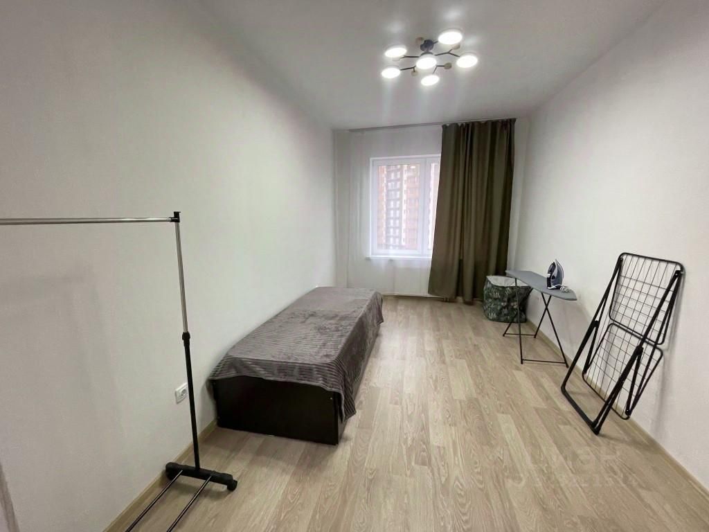 Аренда 3-комн квартиры на вторичном рынке Мурино, улица Шоссе в Лаврики, 78к3