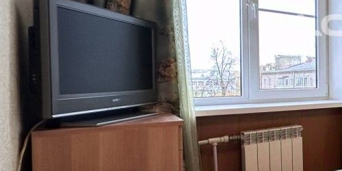 3-комн квартира проспект Елизарова, 33