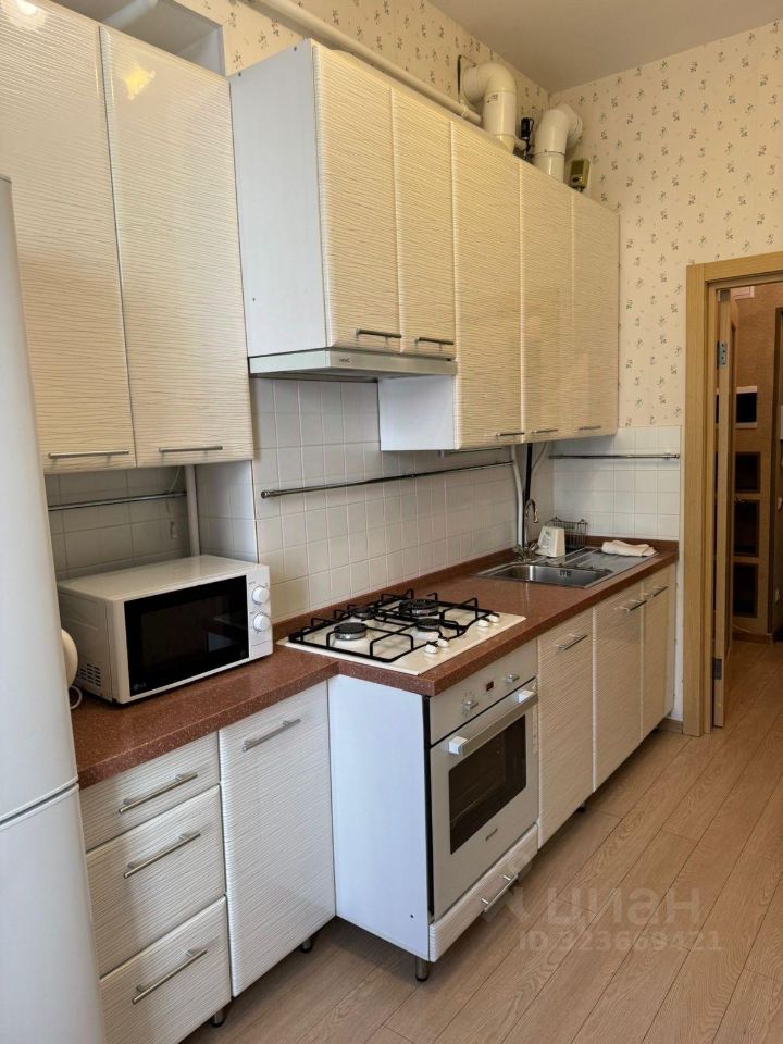 Аренда 1-комн квартиры на вторичном рынке Спасский переулок, 6-8