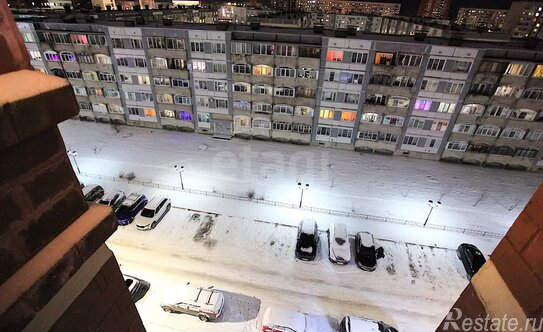 Продажа 3-комн квартиры на вторичном рынке Тосненское городское поселение, Советская улица,  д. 35