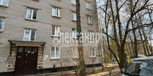 3-комн квартира Красное Село г., Гатчинское шос.,  д. 7,  к. 1
