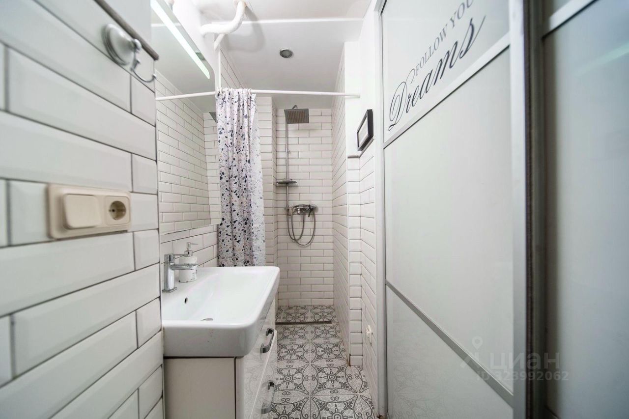 Продажа студии проспект Римского-Корсакова, 3