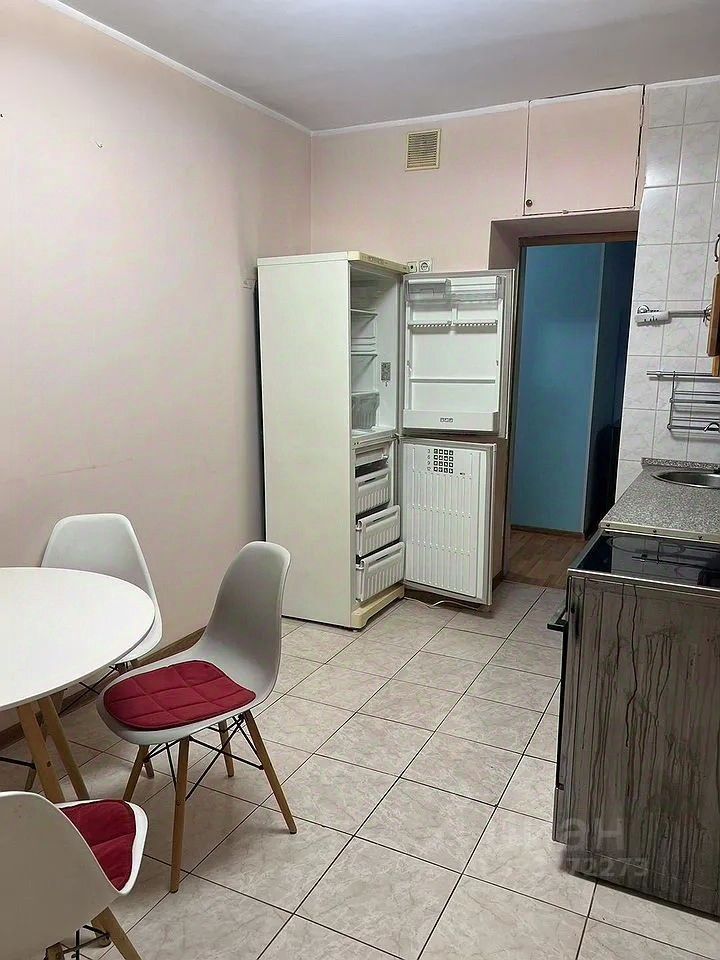 Аренда 3-комн квартиры на вторичном рынке Грузинская Б. ул,  д. 22