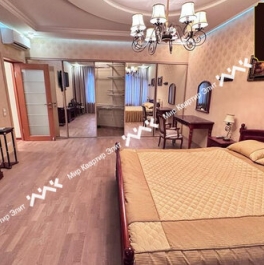 Продажа 4-комн квартиры на вторичном рынке Советская 10-я ул,  д. 4-6