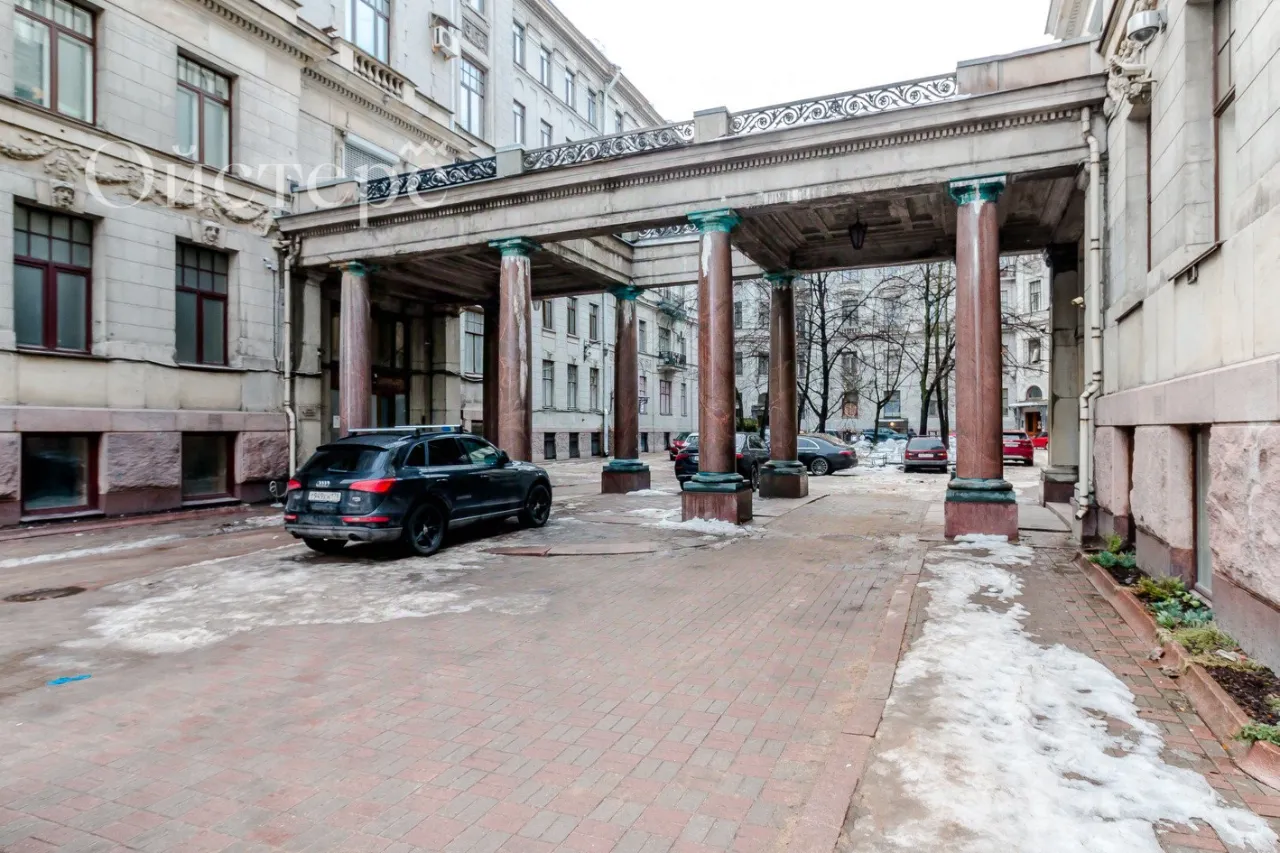 Продажа 6-комн квартиры на вторичном рынке Каменноостровский проспект, 26-28