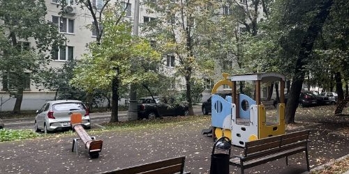 4-комн квартира Онежская улица, 49