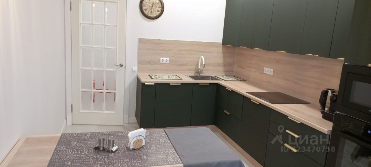 Аренда 2-комн квартиры на вторичном рынке Коломяжский проспект, 13к3