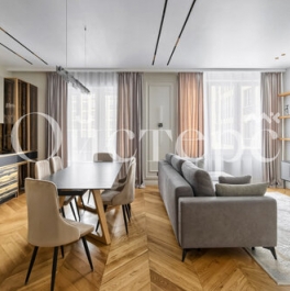 Продажа 3-комн квартиры на вторичном рынке Петровский пр-кт,  д. 22 к2 с1