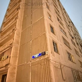 Продажа 1-комн квартиры на вторичном рынке улица Горбунова,  д. 10 к2