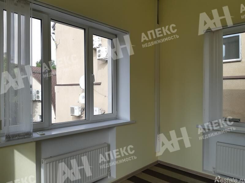 Аренда торгового помещения Маленковская ул,  д. 32