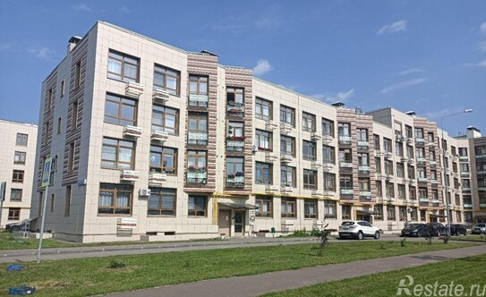 Продажа 3-комн квартиры на вторичном рынке Новогорск, ул Ивановская,  д. 6,  к. 1