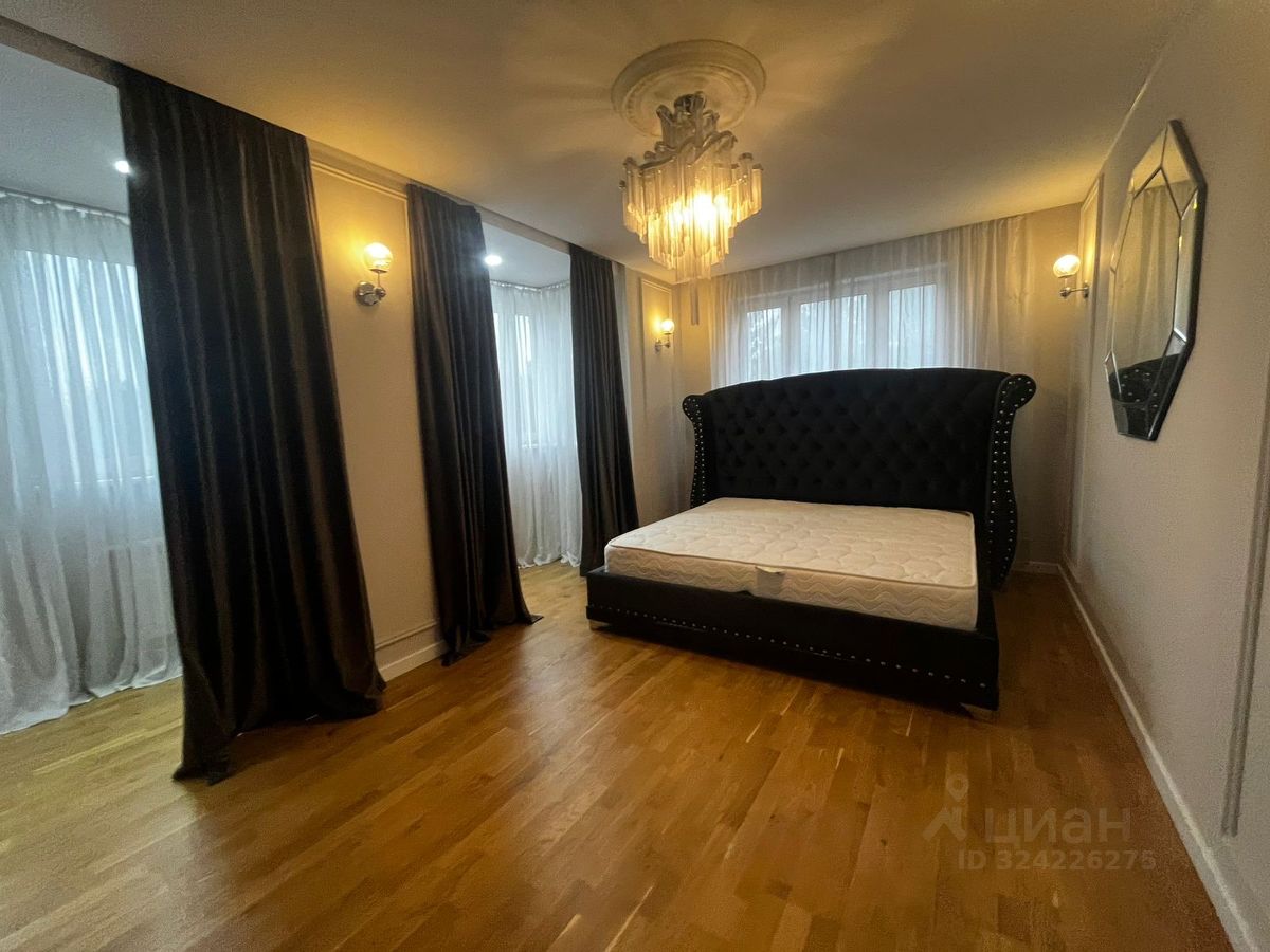 Продажа 2-комн квартиры на вторичном рынке д. Глухово, улица Рублевское Предместье, 30