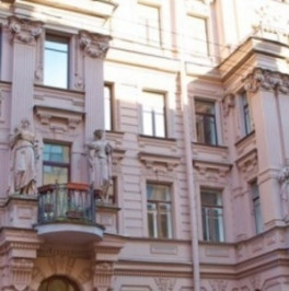 Продажа 4-комн квартиры на вторичном рынке Чехова ул,  д. 3