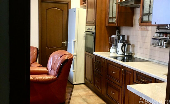 Продажа 2-комн квартиры на вторичном рынке Родионовская улица,  д. 2