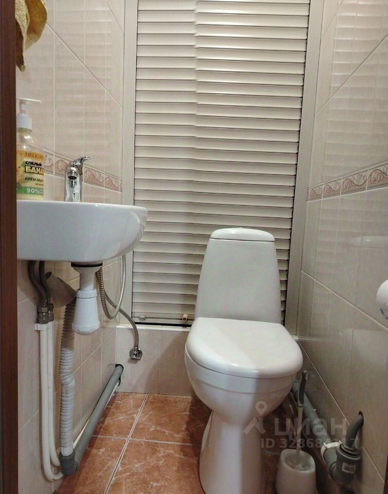 Аренда 2-комн квартиры на вторичном рынке Павловск, Слуцкая улица, 11к2