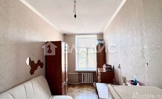 Продажа 4-комн квартиры на вторичном рынке Малый ПС пр-кт,  д. 1Б