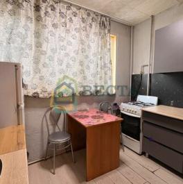 Продажа 3-комн квартиры на вторичном рынке ул Наличная,  д. 40,  к. 1