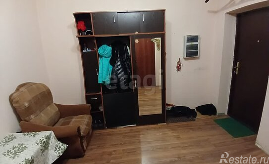 Продажа 2-комн квартиры на вторичном рынке Окраинная улица,  д. 9 литЛ