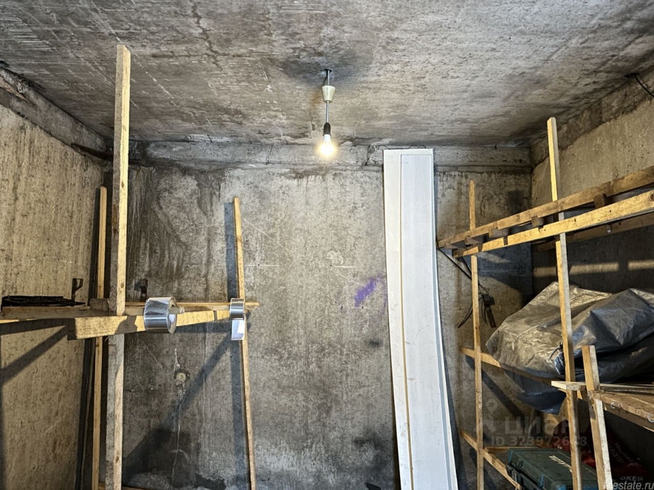 Аренда гаража Муринское городское поселение, проспект Авиаторов Балтики,  д. 7