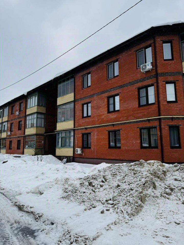 Аренда 3-комн квартиры на вторичном рынке д. Скрылья,  д. 274
