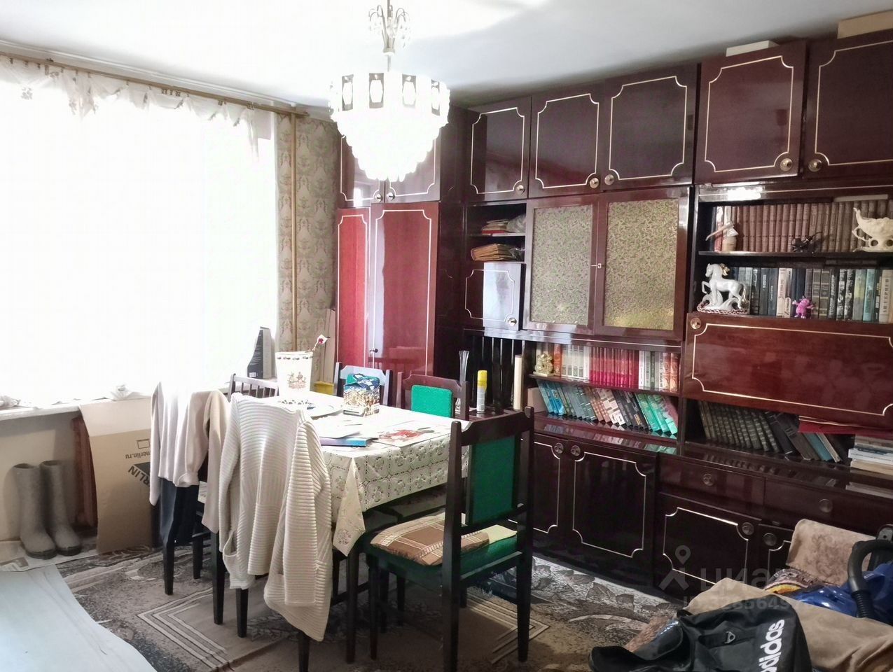 Продажа 3-комн квартиры на вторичном рынке пос. Шушары, Школьная улица, 22