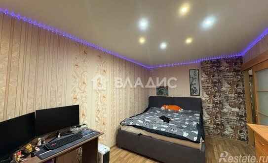 Продажа 1-комн квартиры на вторичном рынке Мурино г, Новая ул,  д. 7 к3