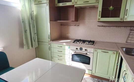 Продажа 3-комн квартиры на вторичном рынке Стачек пр-кт,  д. 192