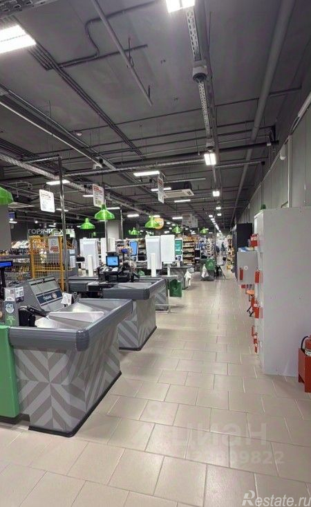 Продажа торгового помещения Пейзажная улица,  д. 28 к1