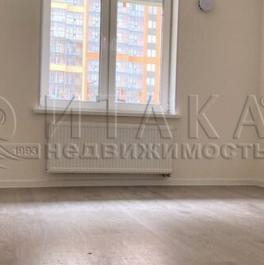 Продажа 2-комн квартиры на вторичном рынке Маршала Захарова ул,  д. 8