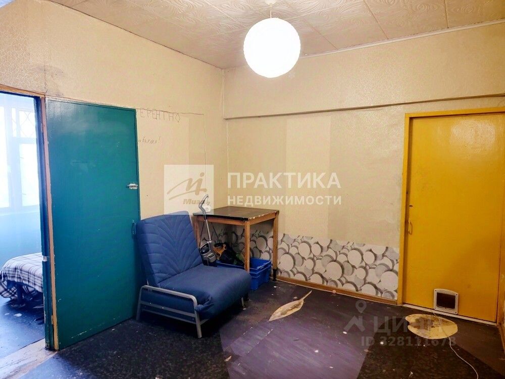 Продажа 2-комн квартиры на вторичном рынке улица Ефремова, 15/22