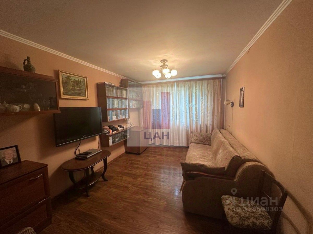 Продажа 3-комн квартиры на вторичном рынке Жуковский, улица Гагарина, 63