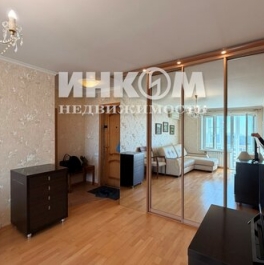 Продажа 2-комн квартиры на вторичном рынке ул Будайская,  д. 7