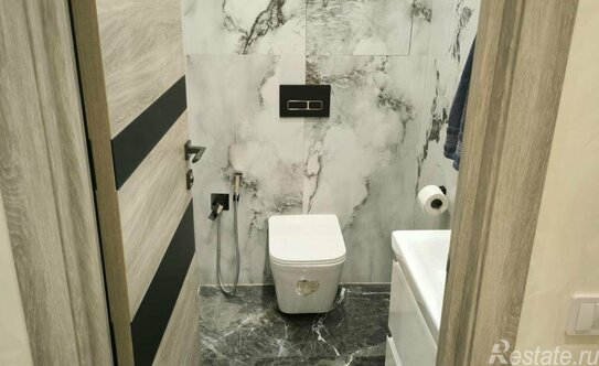 Продажа 2-комн квартиры на вторичном рынке Домодедово, Высотная улица,  д. 7