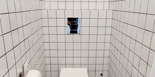 2-комн квартира улица Бориса Галушкина,  д. 15