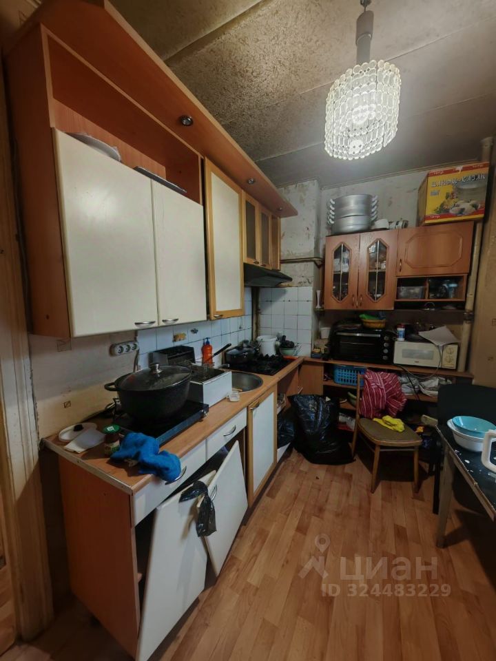 Продажа 2-комн квартиры на вторичном рынке Боровая улица, 35-37