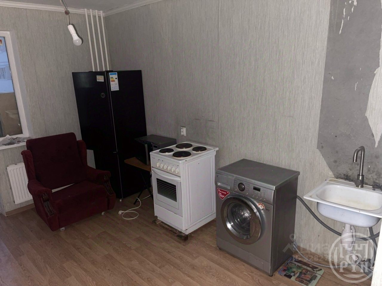 Продажа 2-комн квартиры на вторичном рынке пос. Шушары, улица Валдайская, 4к2